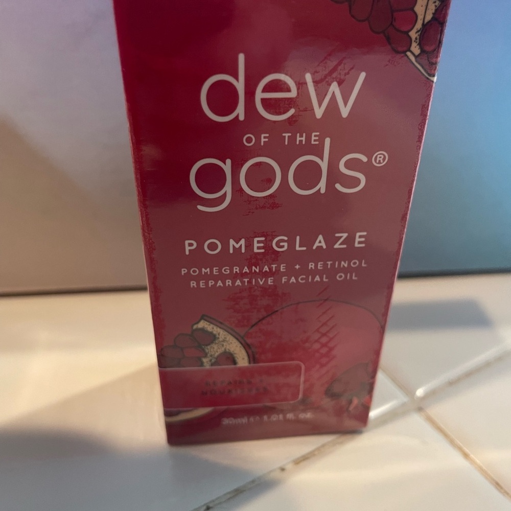 Dew of the Gods Pomeglaze Facial Oil